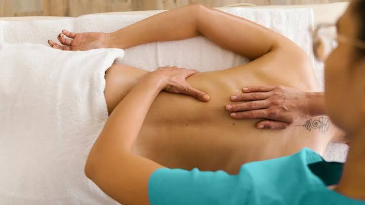 Top 25 Sensual Massage Oils for Romantic Wellness & Care